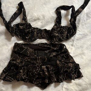Devon Windsor Alexis Black and Brown Patterned Fabric bikini
Bottom XS and top M